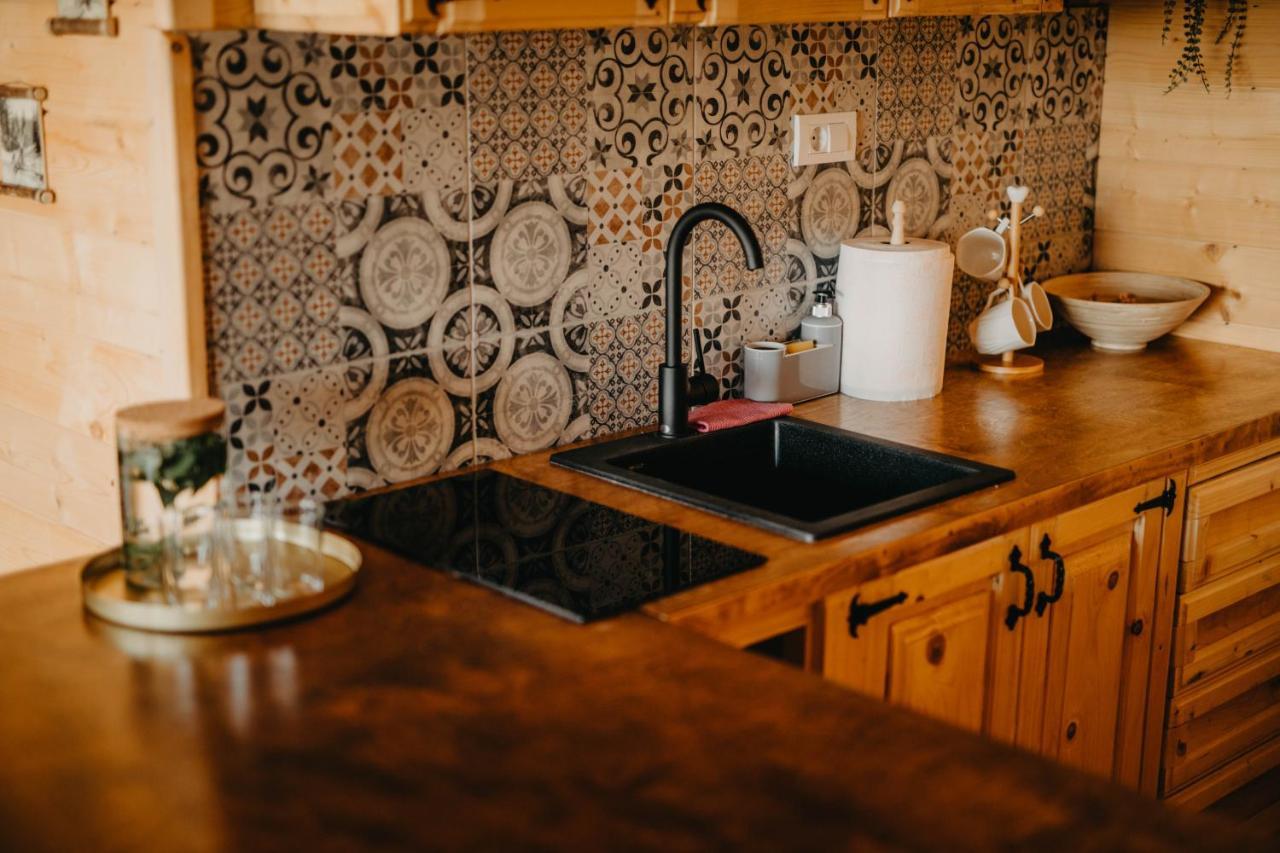 Uvacki Raj Villa Radijevici Exteriör bild